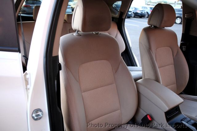 2017 Hyundai Tucson SE FWD - 22763898 - 38