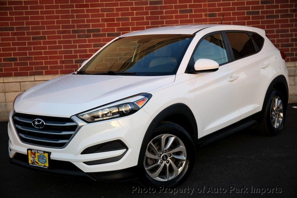 2017 Hyundai Tucson SE photo 3