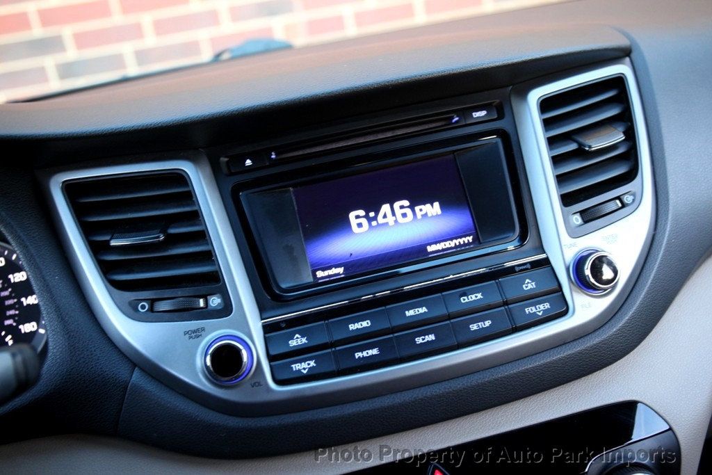 2017 Hyundai Tucson SE photo 43