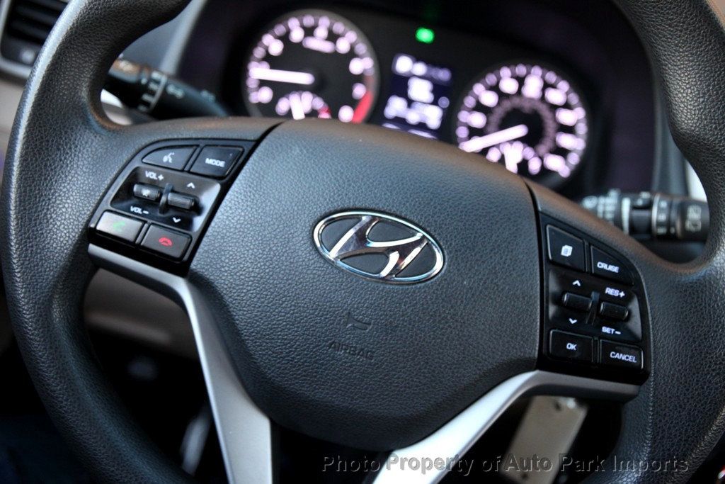 2017 Hyundai Tucson SE photo 48