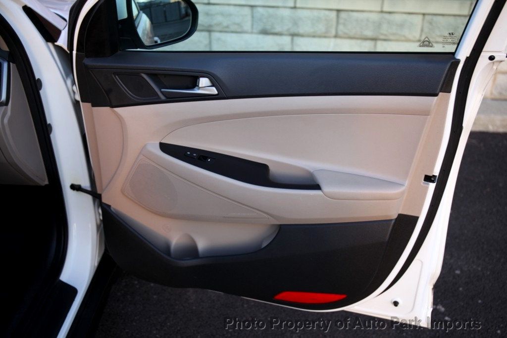 2017 Hyundai Tucson SE photo 53