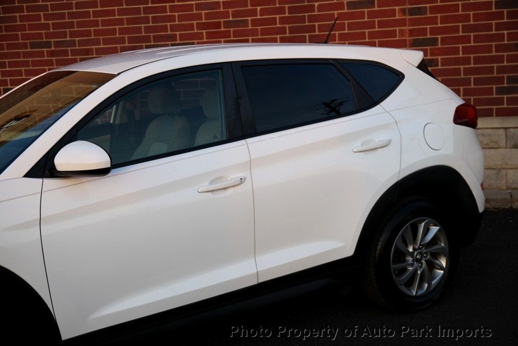 2017 Hyundai Tucson SE photo 5