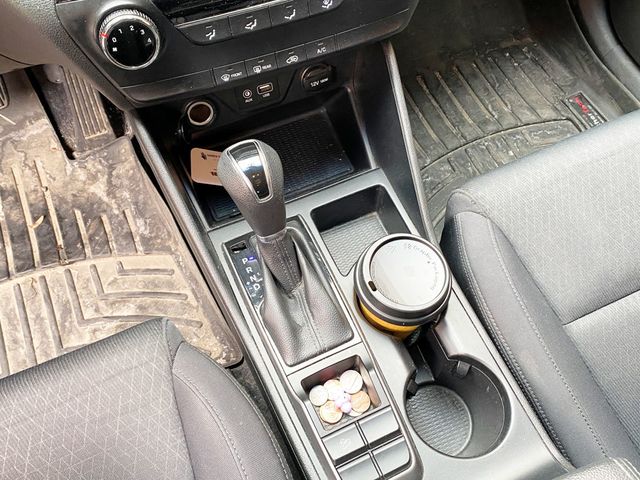 2017 Hyundai Tucson SE FWD - 22993138 - 10