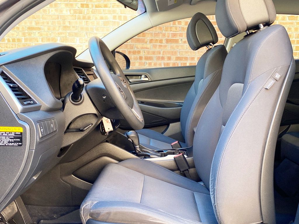 2017 Hyundai Tucson SE FWD - 22993138 - 17