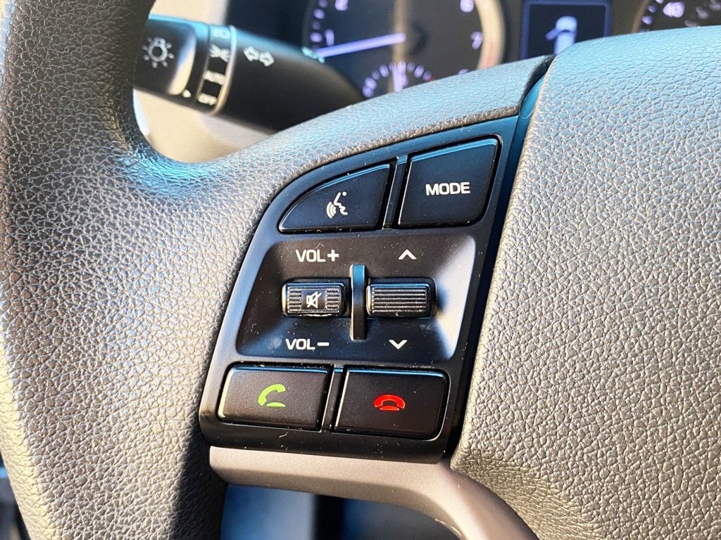 2017 Hyundai Tucson SE FWD - 22993138 - 23