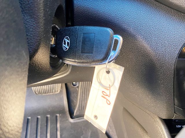 2017 Hyundai Tucson SE FWD - 22993138 - 28