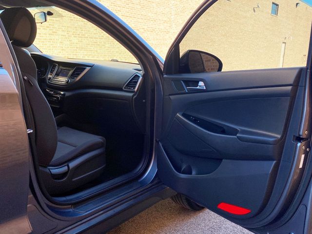 2017 Hyundai Tucson SE FWD - 22993138 - 34