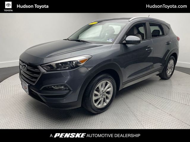 2017 Hyundai Tucson SE FWD - 22946031 - 0