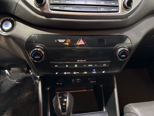 2017 Hyundai Tucson SE Plus AWD - 23005752 - 18