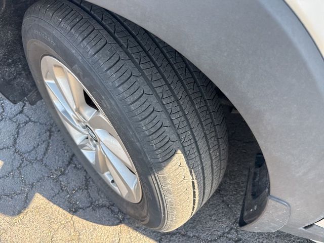 2017 Hyundai Tucson SE Plus AWD - 23005752 - 2