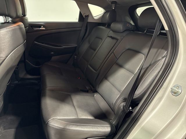 2017 Hyundai Tucson SE Plus AWD - 23005752 - 29