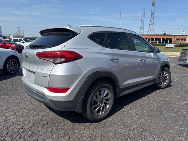 2017 Hyundai Tucson SE Plus AWD - 23005752 - 5