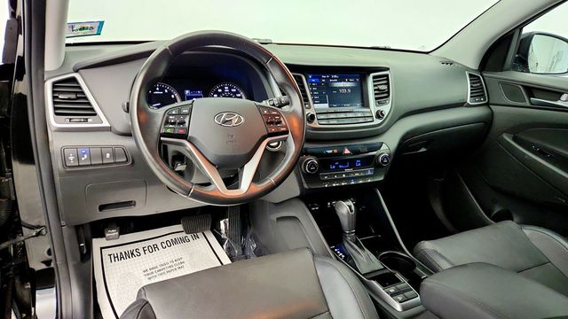2017 Hyundai Tucson SE Plus FWD - 23086748 - 11