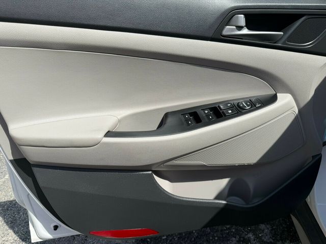 2017 Hyundai Tucson Sport FWD - 23020178 - 19