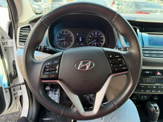 2017 Hyundai Tucson Sport FWD - 23020178 - 22