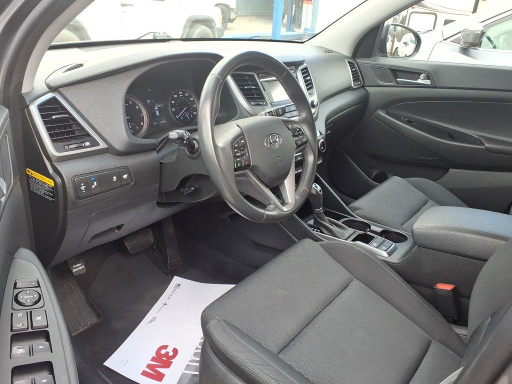 2017 Hyundai Tucson Sport FWD - 23001668 - 5