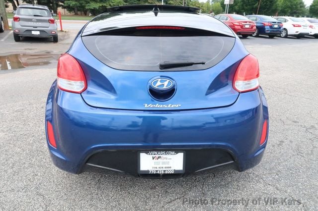 2017 Hyundai Veloster Value Edition Dual Clutch - 22527389 - 4