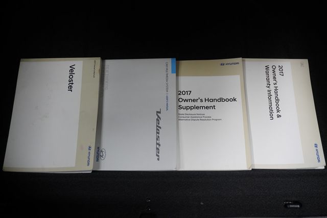 2017 Hyundai Veloster Value Edition Dual Clutch - 22980977 - 23