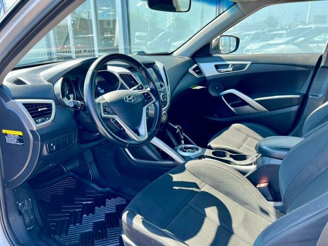 2017 Hyundai Veloster Value Edition Dual Clutch - 22892627 - 10