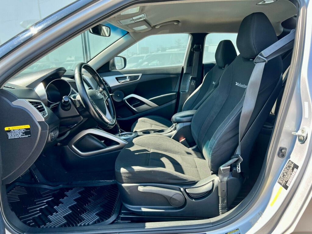 2017 Hyundai Veloster Value Edition Dual Clutch - 22892627 - 11