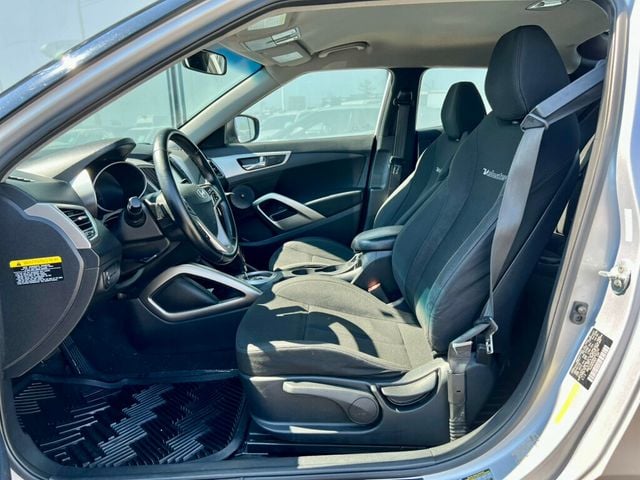2017 Hyundai Veloster Value Edition Dual Clutch - 22892627 - 11
