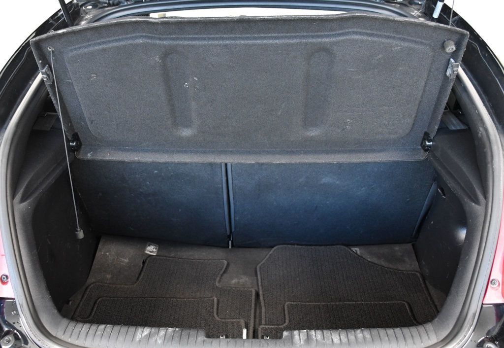 2017 Hyundai Veloster Value Edition Dual Clutch - 22966696 - 11