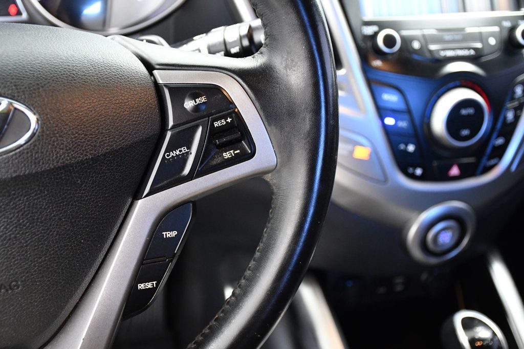 2017 Hyundai Veloster Value Edition Dual Clutch - 22966696 - 19