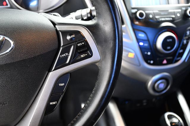 2017 Hyundai Veloster Value Edition Dual Clutch - 22966696 - 19