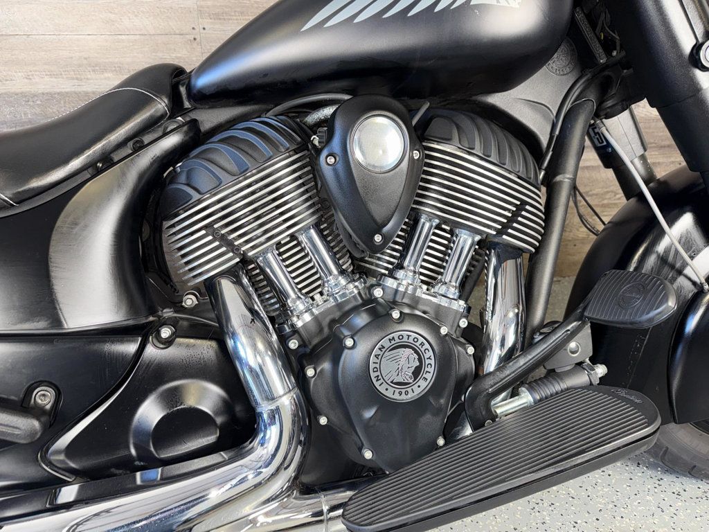 2017 Indian Chief Dark Horse SUPER CLEAN! - 22972623 - 4
