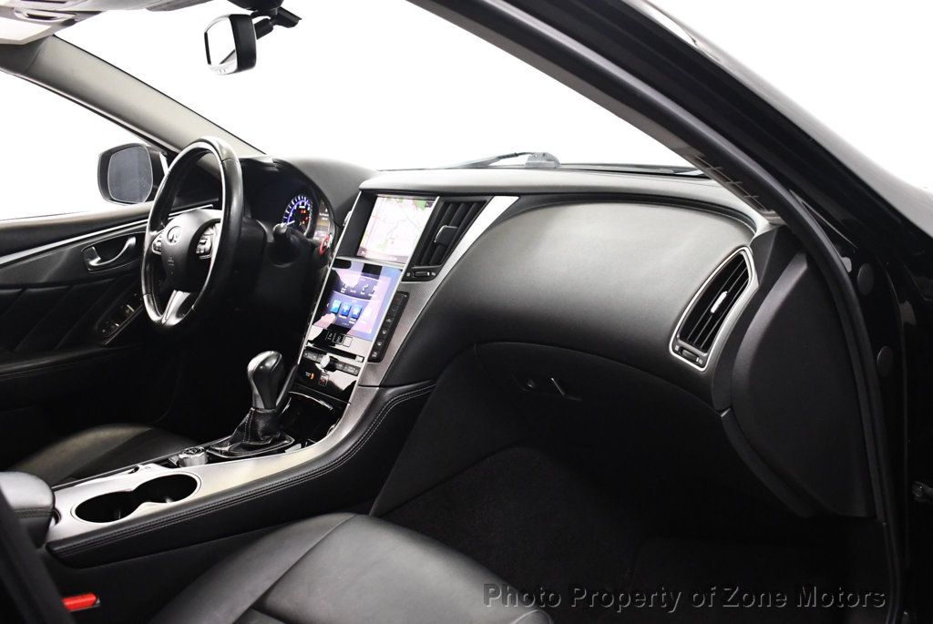 2017 Infiniti Q50 3.0t Premium AWD photo 11