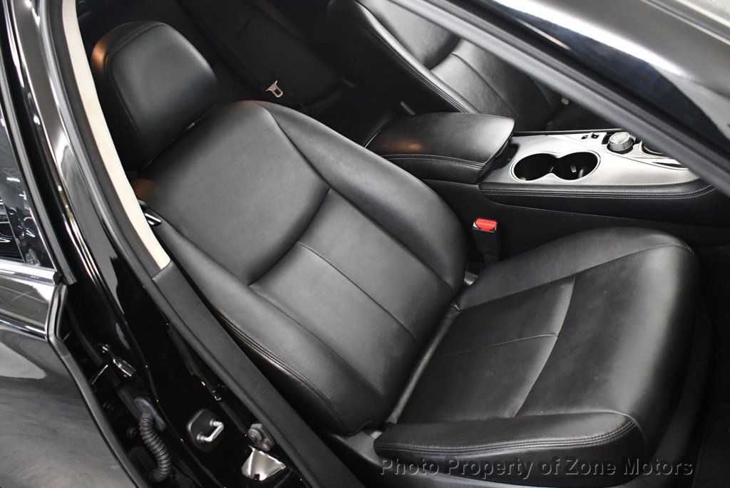 2017 Infiniti Q50 3.0t Premium AWD photo 12
