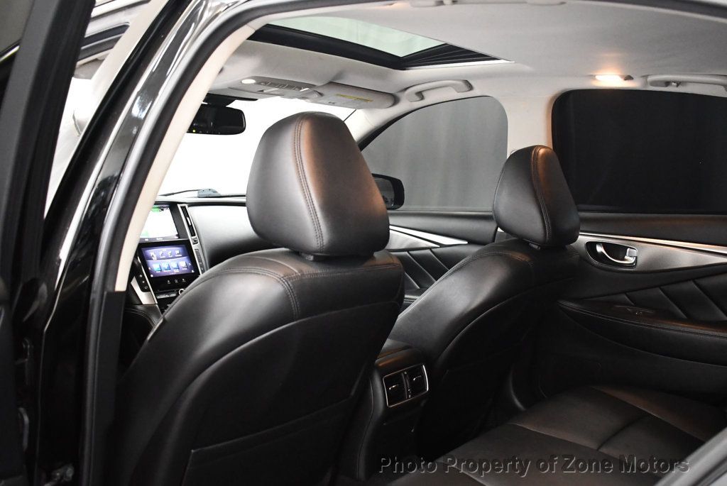2017 Infiniti Q50 3.0t Premium AWD photo 17