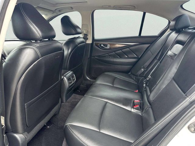 2017 INFINITI Q50 3.0t Premium AWD - 23020841 - 11