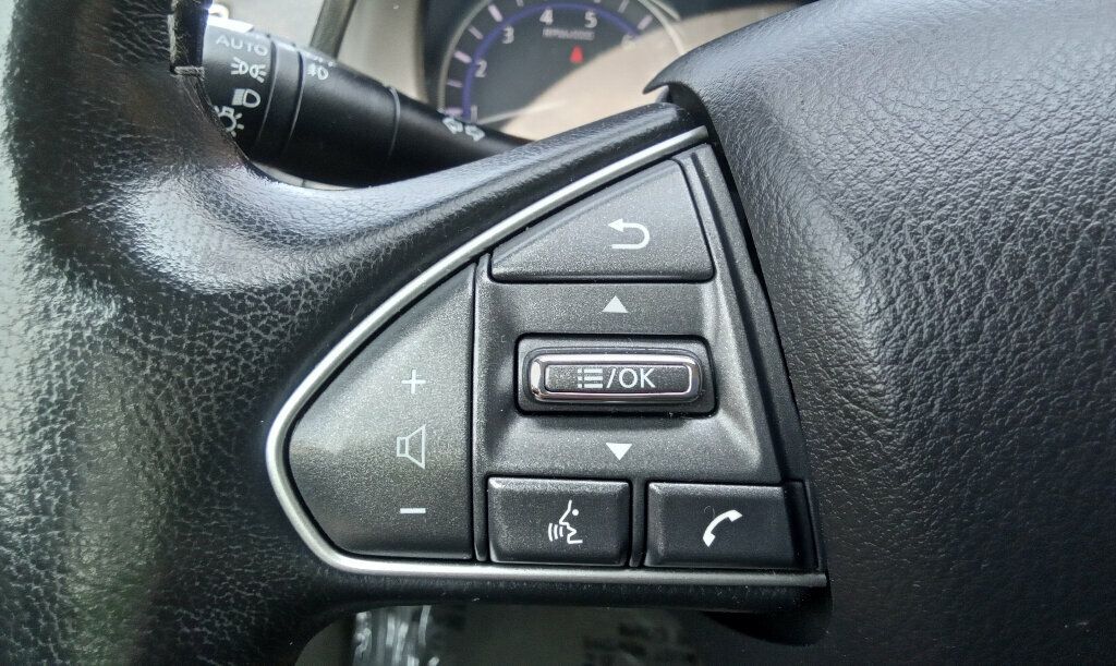 2017 Infiniti Q50 3.0t Premium photo 14