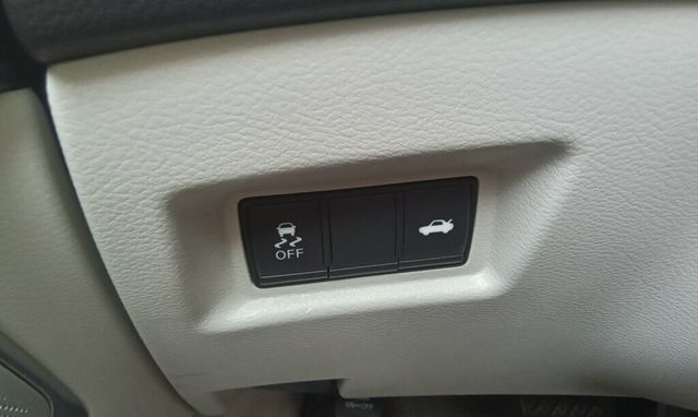 2017 INFINITI Q50 3.0t Premium RWD - 22863461 - 26