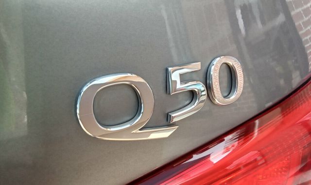 2017 INFINITI Q50 3.0t Premium RWD - 22863461 - 34