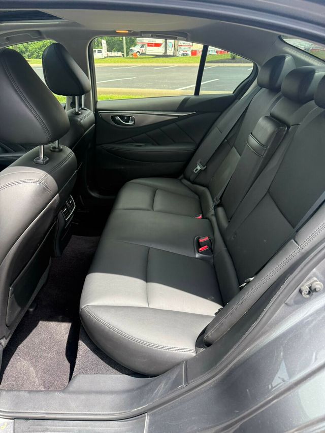 2017 INFINITI Q50 3.0t Signature Edition AWD - 22924790 - 10