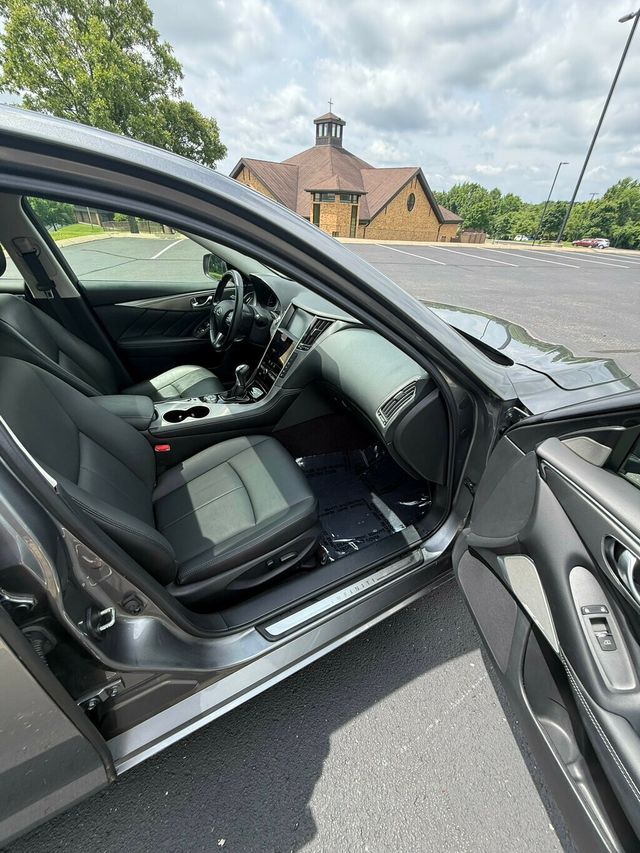 2017 INFINITI Q50 3.0t Signature Edition AWD - 22924790 - 16