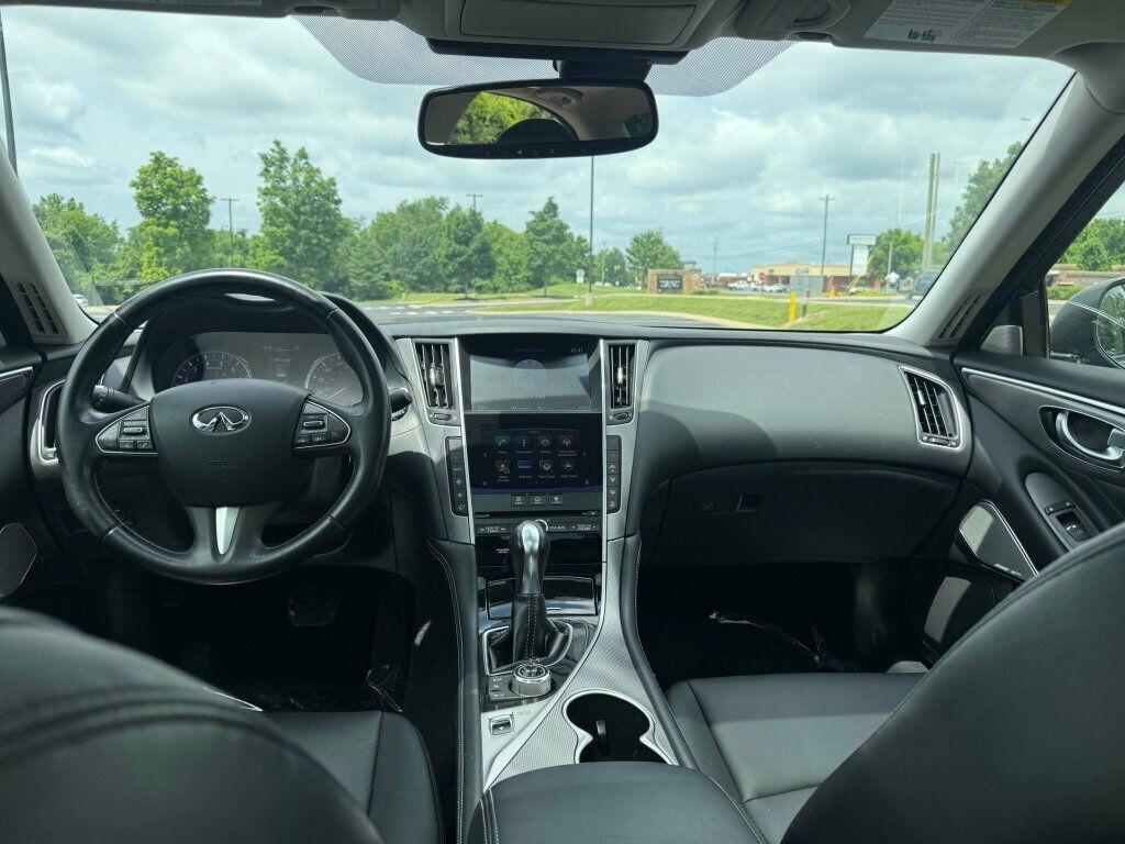 2017 Infiniti Q50 3.0t Signature Edition AWD photo 18