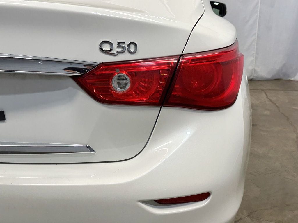 2017 INFINITI Q50 3.0t Signature Edition AWD - 23038904 - 11