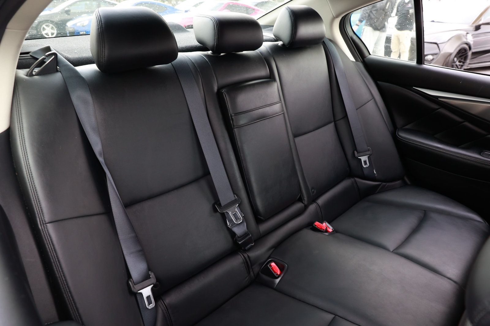 2017 Infiniti Q50 3.0t Signature Edition AWD photo 12