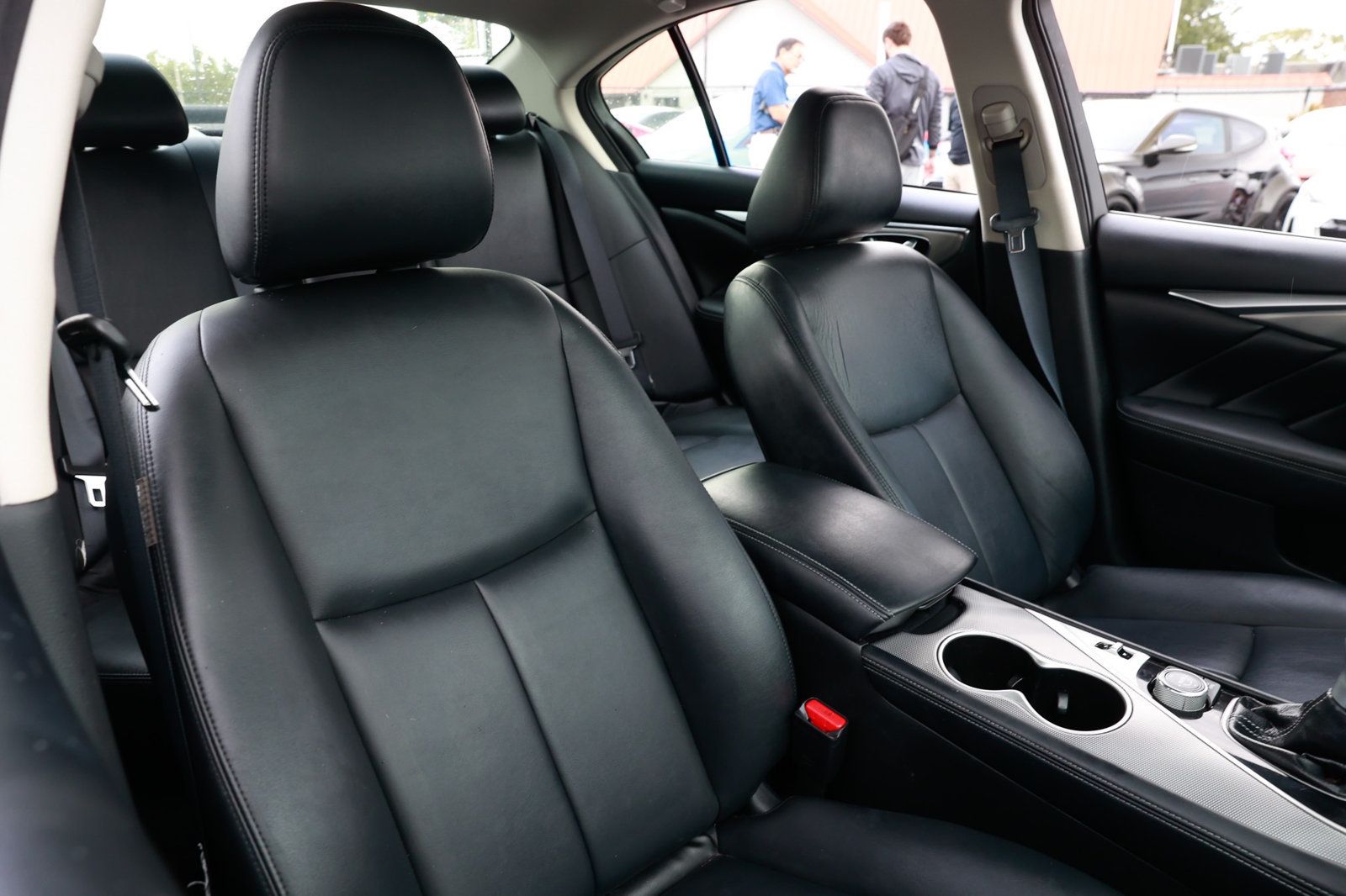 2017 Infiniti Q50 3.0t Signature Edition AWD photo 14