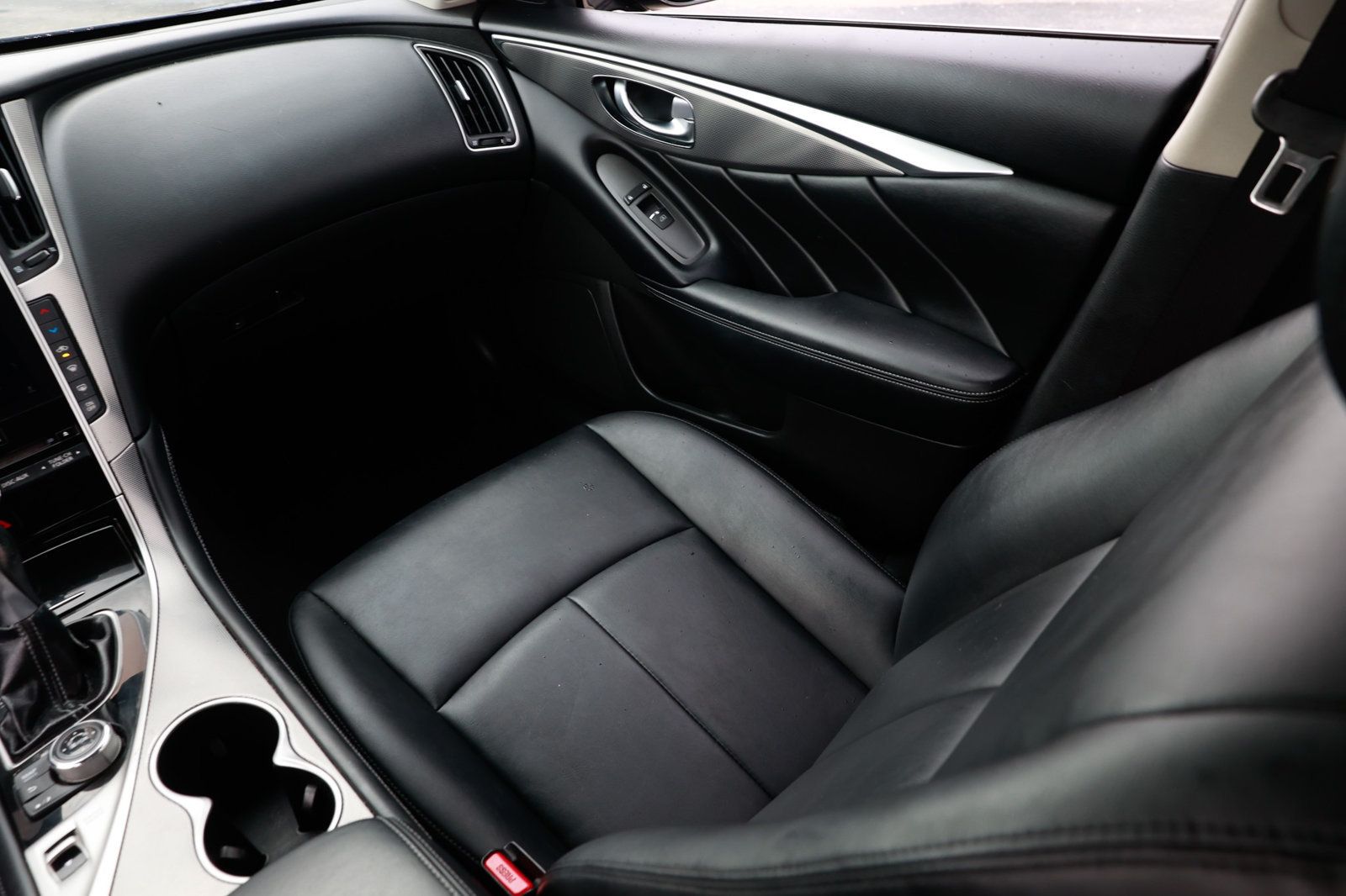 2017 Infiniti Q50 3.0t Signature Edition AWD photo 21