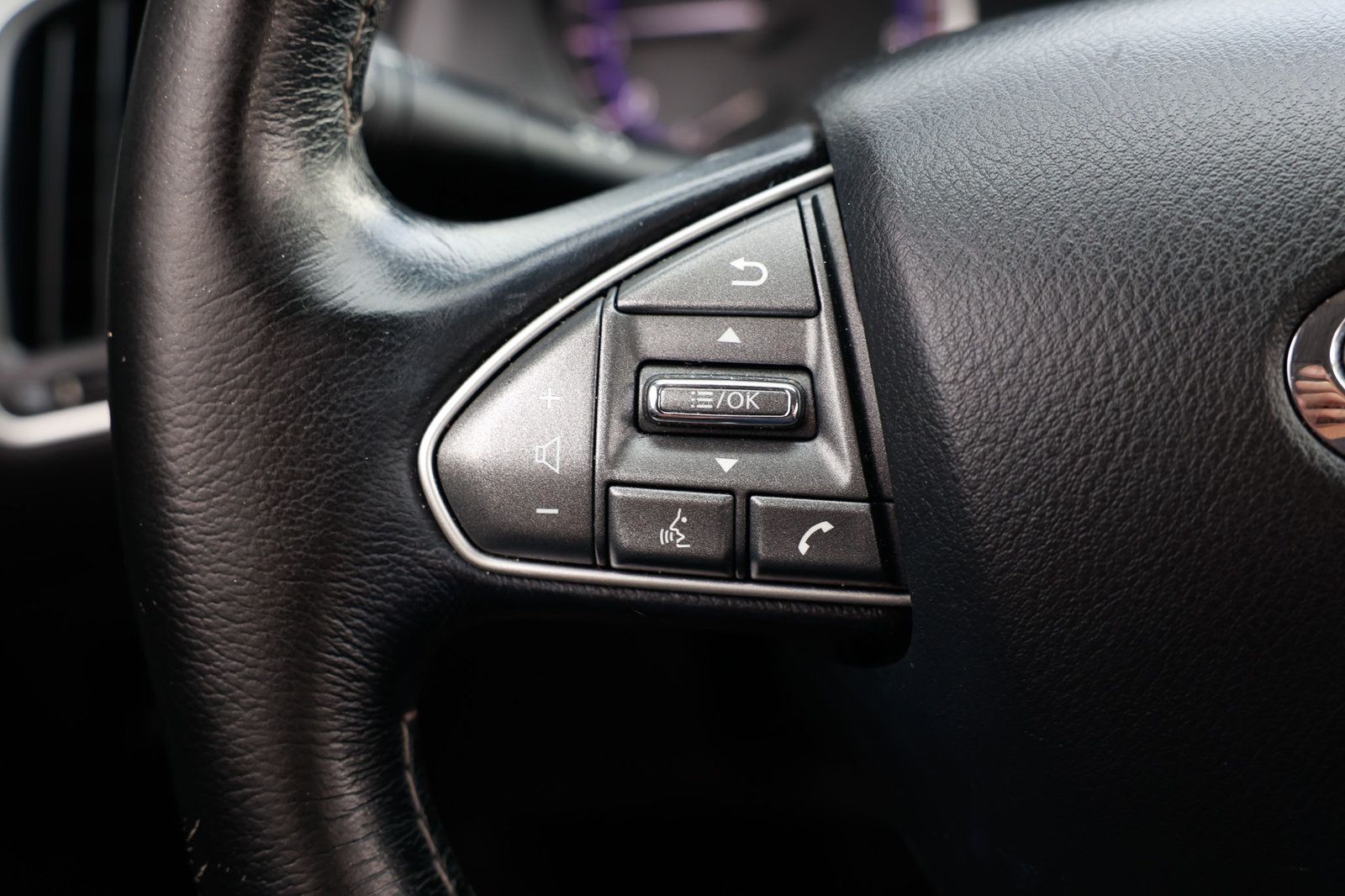 2017 Infiniti Q50 3.0t Signature Edition AWD photo 23