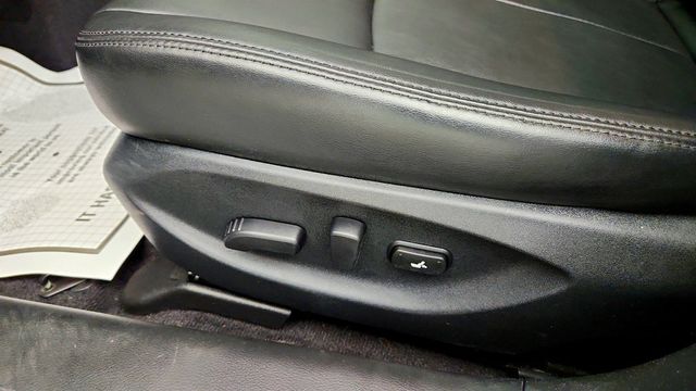2017 INFINITI Q50 3.0t Signature Edition AWD w/ Driver Assist & Premium Plus Pkg - 23038152 - 11