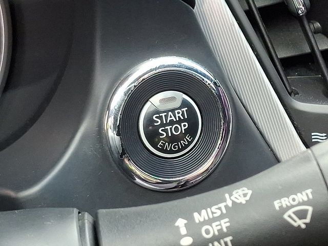 2017 INFINITI Q60 2.0t AWD - 22914321 - 21