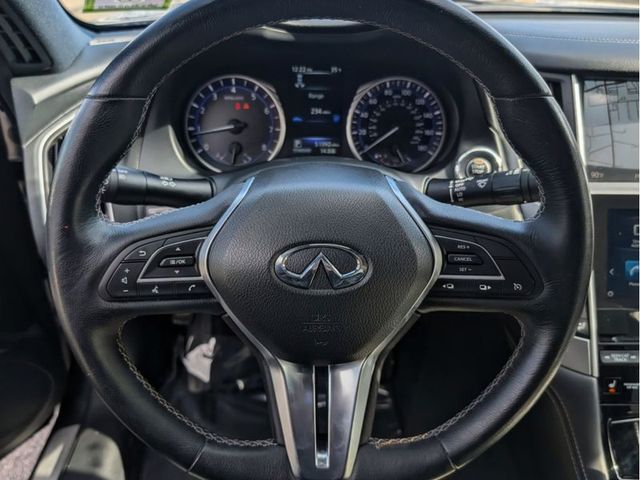 2017 INFINITI Q60 2.0t Premium AWD - 22979218 - 16