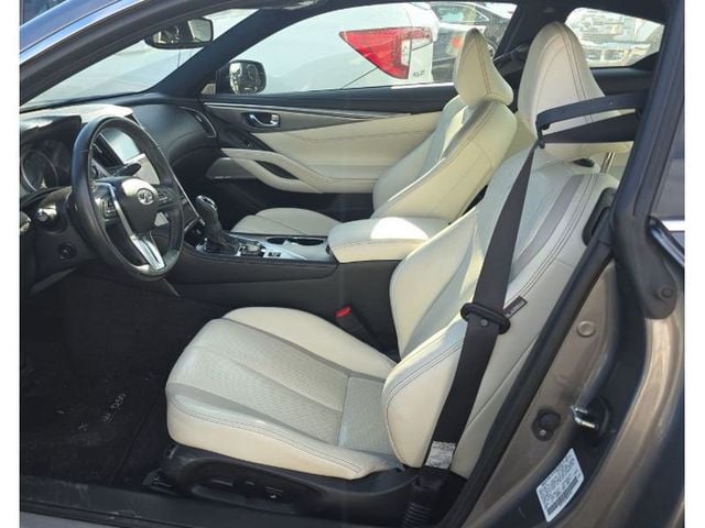 2017 INFINITI Q60 2.0t Premium AWD - 22979218 - 6