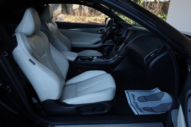 2017 INFINITI Q60 2.0t Premium RWD - 22971791 - 18
