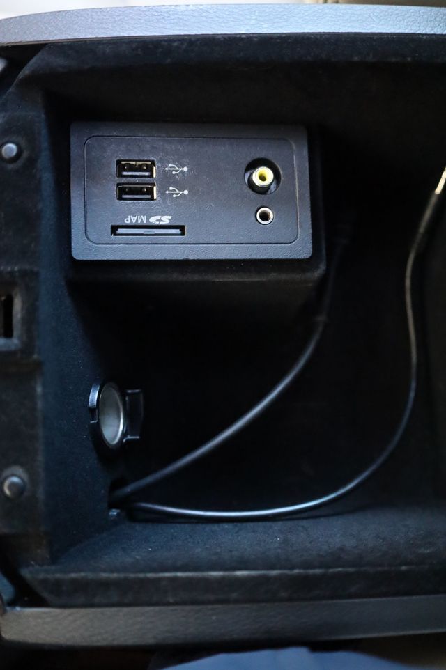 2017 INFINITI Q60 2.0t Premium RWD - 22971791 - 35